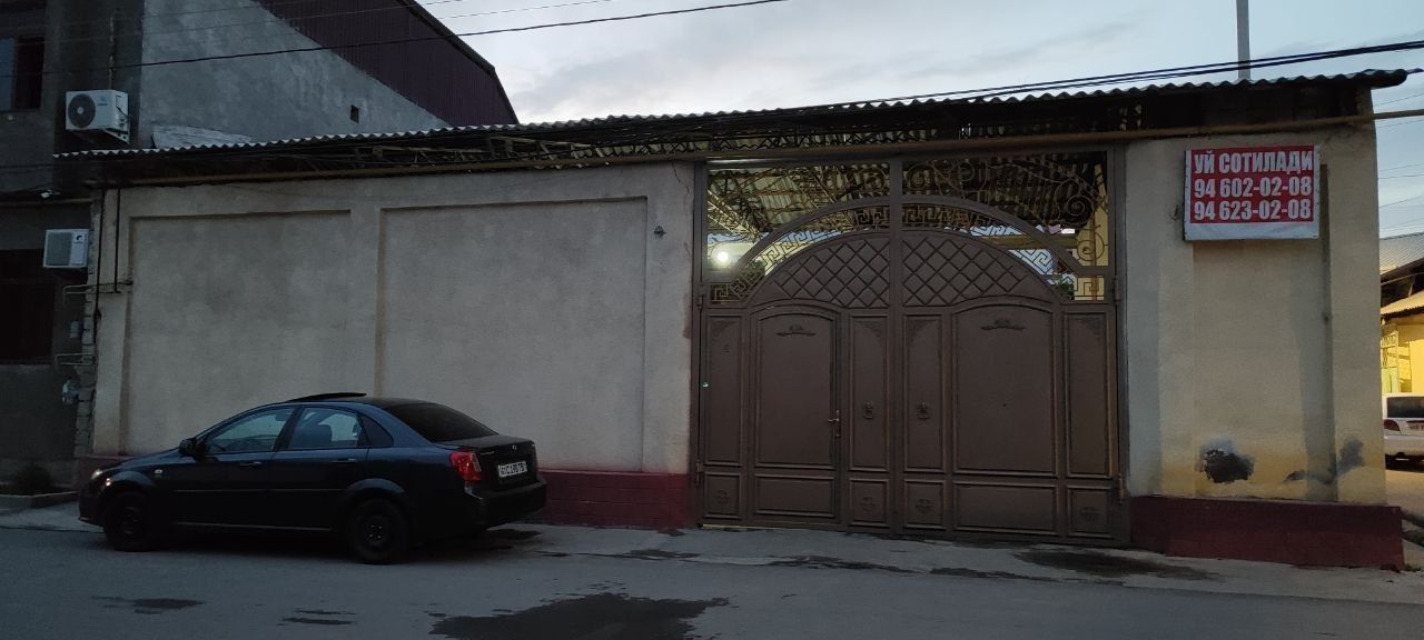 Uchastka sotiladi 11 sotix  srochna