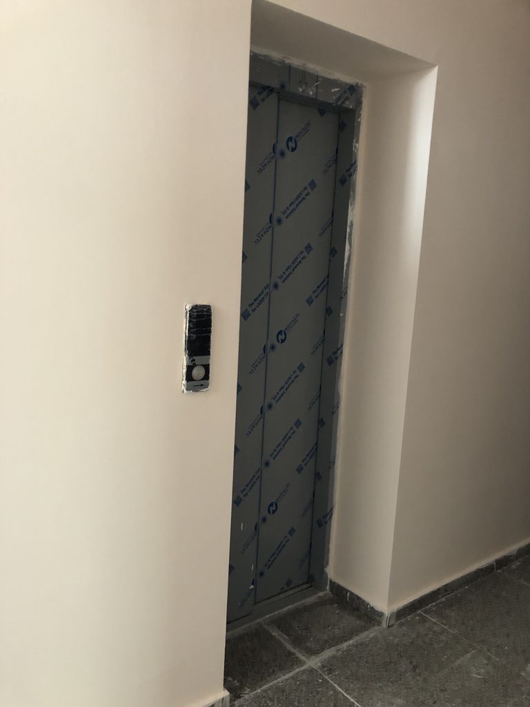 Продава се  в Разград, Център -  кв.м за 0 €/ - Снимка #2