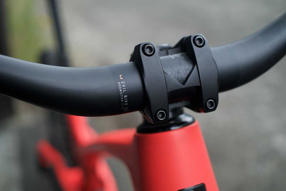 NOU! Mansoane bicicleta EVIL Palmela Handerson / pipa EVIL 12 Gauge 35