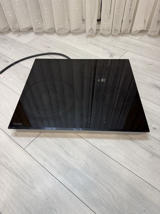 Варочная поверхность электрическая Haier HHY-C64ROVB