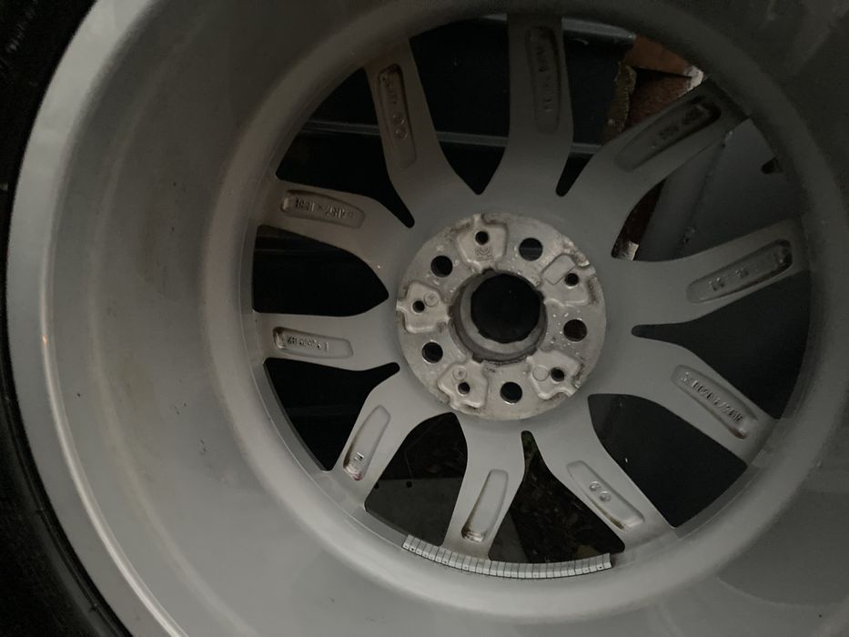 Set roti iarna Original  Bmw X5 G05 265 50 19 runflat