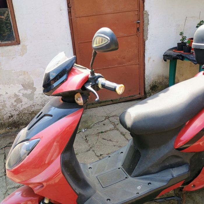 Vând scuter electric in stare foarte buna