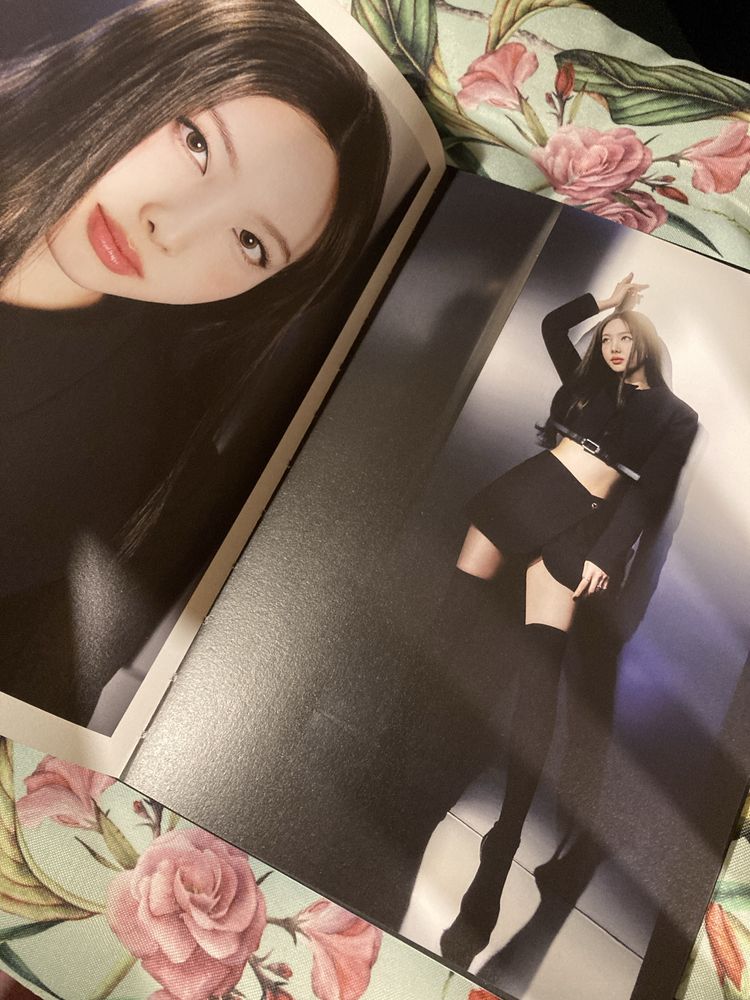 TWICE Ready To Be Album