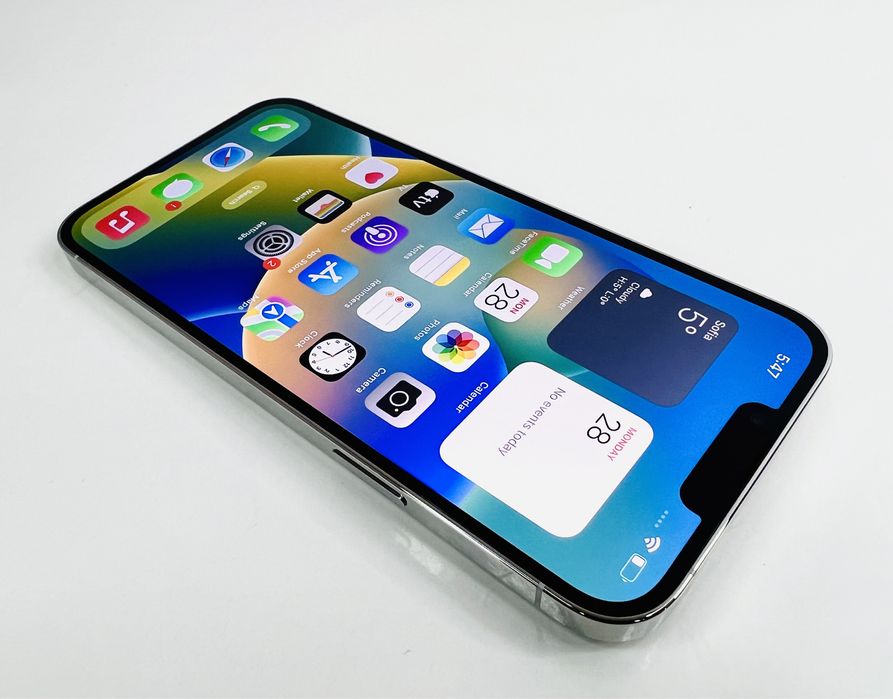 Apple iPhone 13 Pro 256GB Silver 96% Батерия! Гаранция!