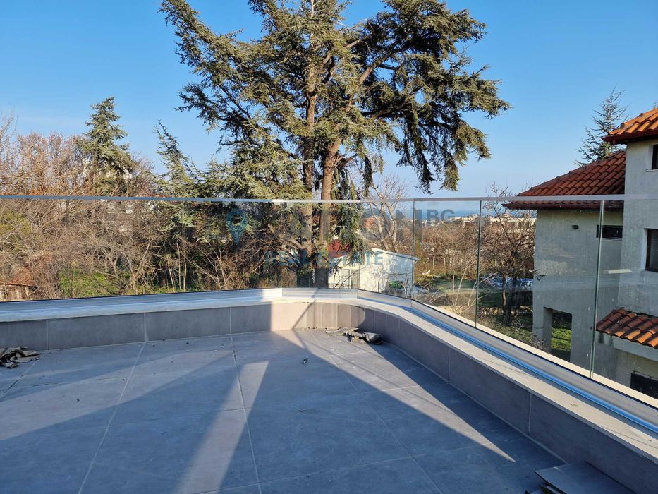 Продава се Тристаен апартамент в Варна, Център - 126 кв.м за 1548 €/кв.м - Снимка #8