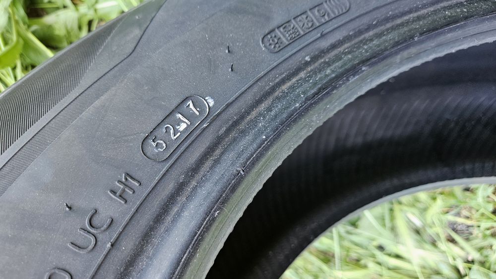 2бр гуми 215 65 17 ханкок