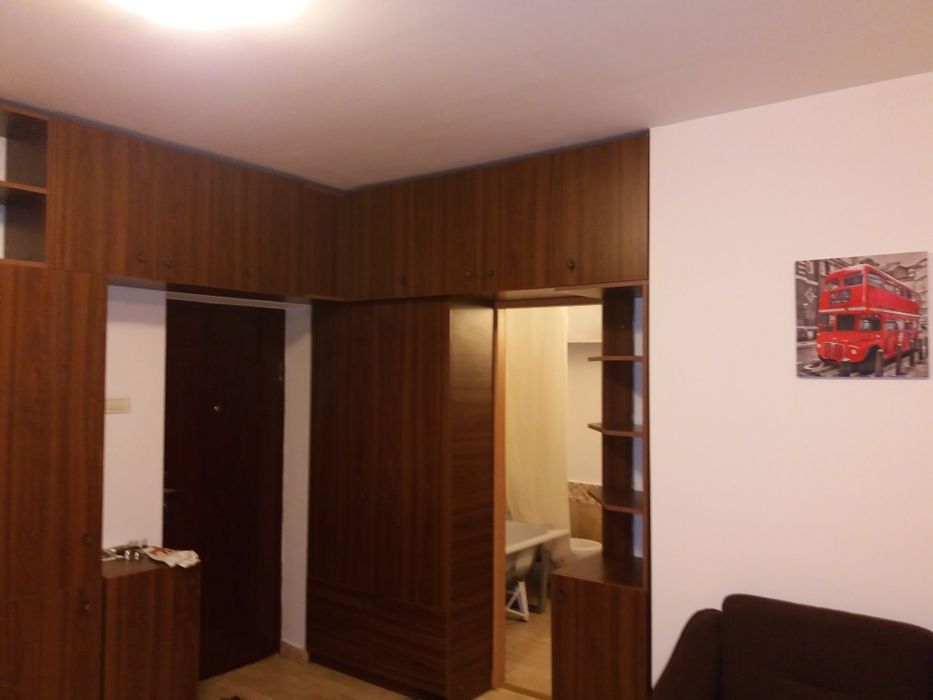 PF vând ap cu 1 camera, Primaria Floresti, Avram Iancu 158