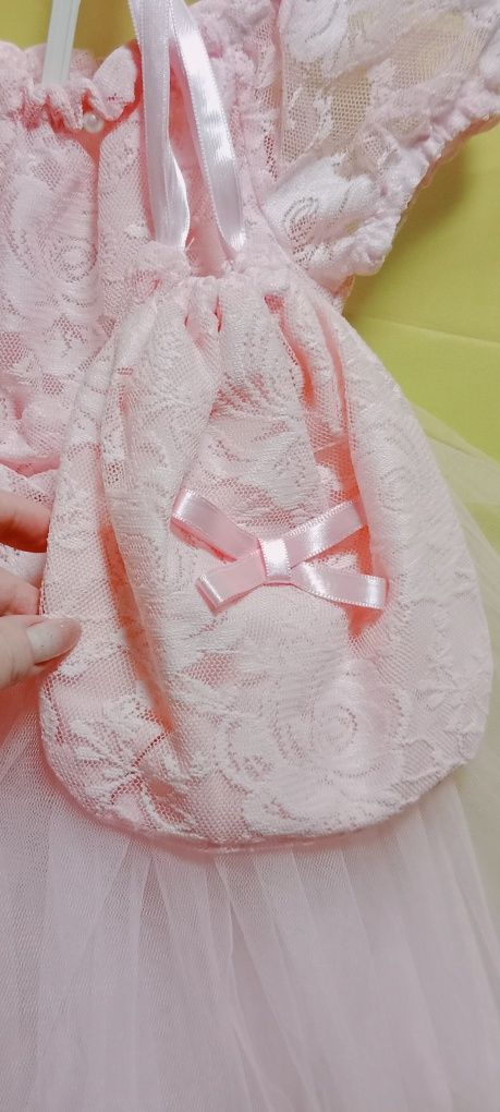 Платье на праздник для девочки от 1.6-3 лет