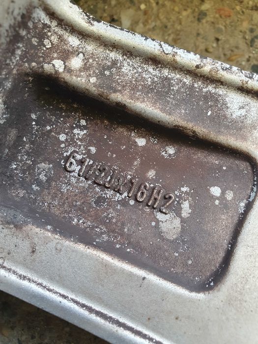 De vanzare,roti vw jetta,cauciucuri de iarna 205/55/16