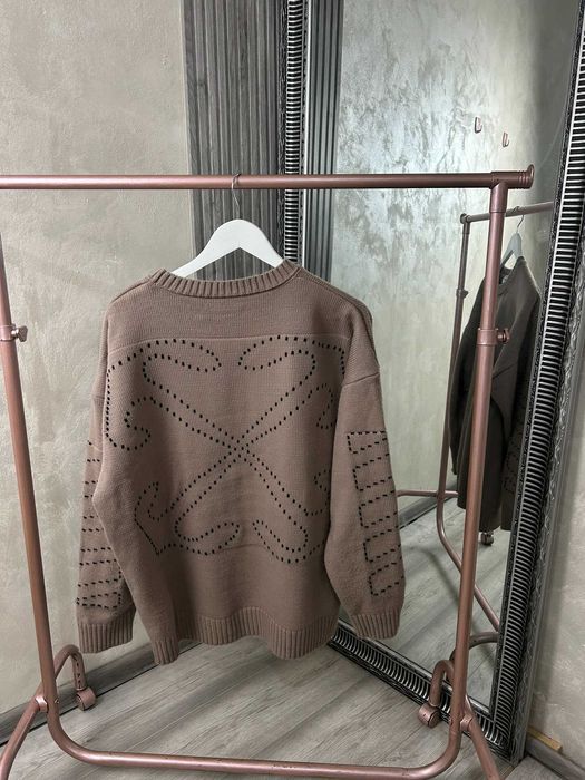 Мъжки блузи и суичери в черен цвят