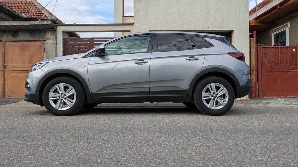 Vand Opel Granland X, 1.5 diesel, 130 CP, prim proprietar, garaj