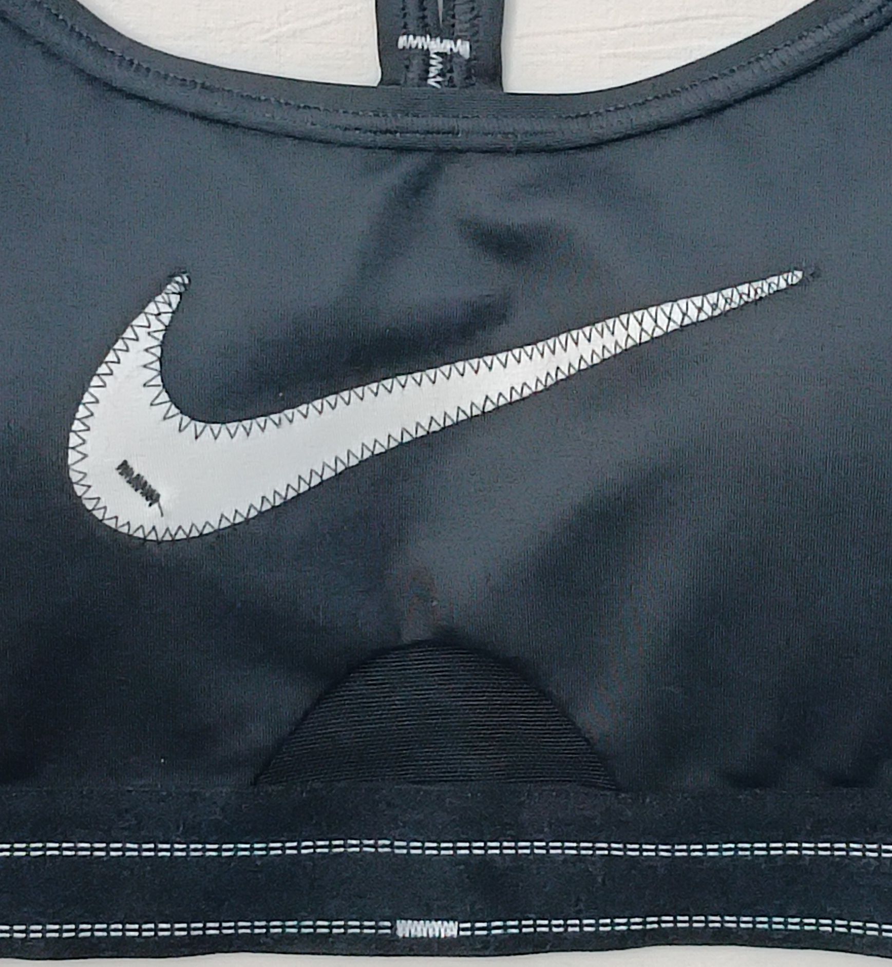 Nike DRI-FIT Swoosh Indy Padded Bra оригинално бюстие с подплънки S