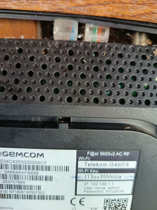 Vând tractoras de tuns gazon