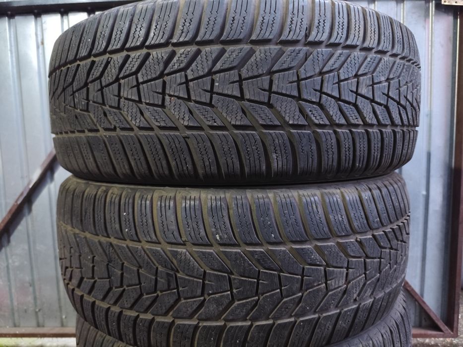 Anvelope 235 55 r18 iarna hankook
