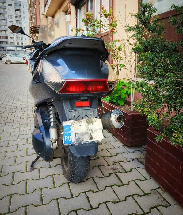 Honda Silverwing 600 maxi scooter