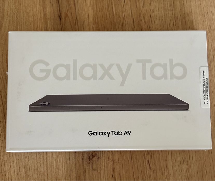 Продавам запечатан таблет Galaxy Tab A9