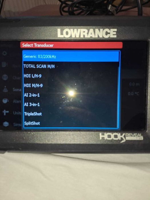 Sonar Lowrance Hook Reveal 7 Cu Traductor 83/200 Hdi