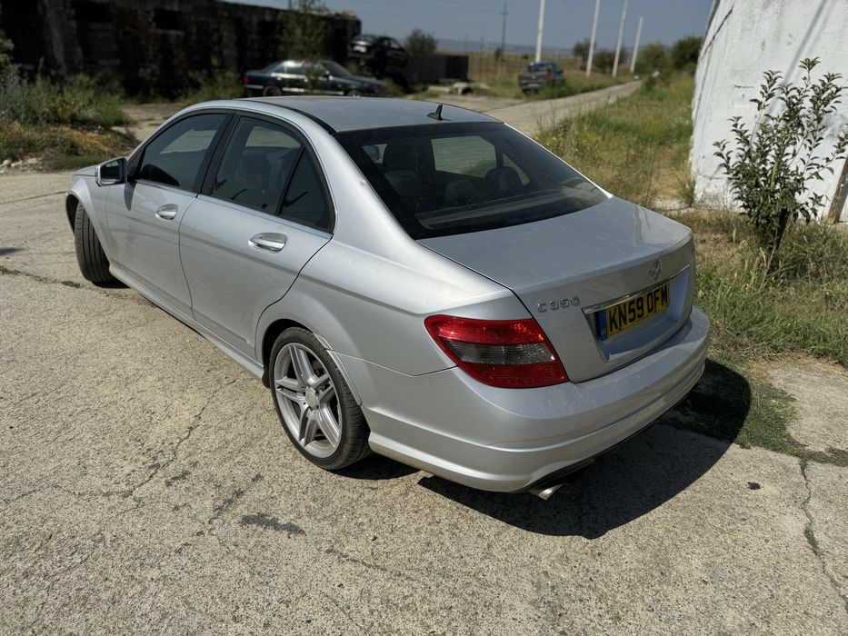 Dezmembrez Mercedes C350 pachet amg jante amg
