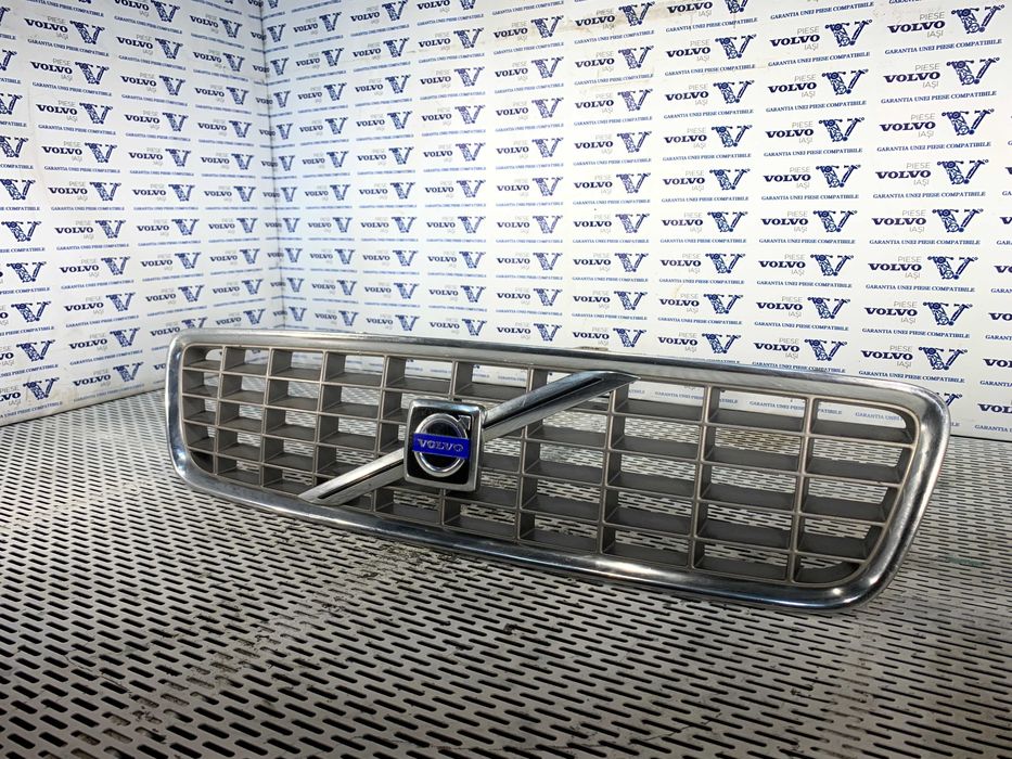 Grila bara fata Volvo S80  2004-2006