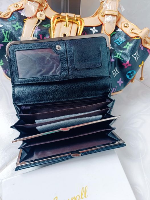 Стилен дамски портфейл D&G