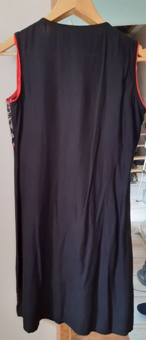 Rochie elegantă, brodată,  mărimea 40/M