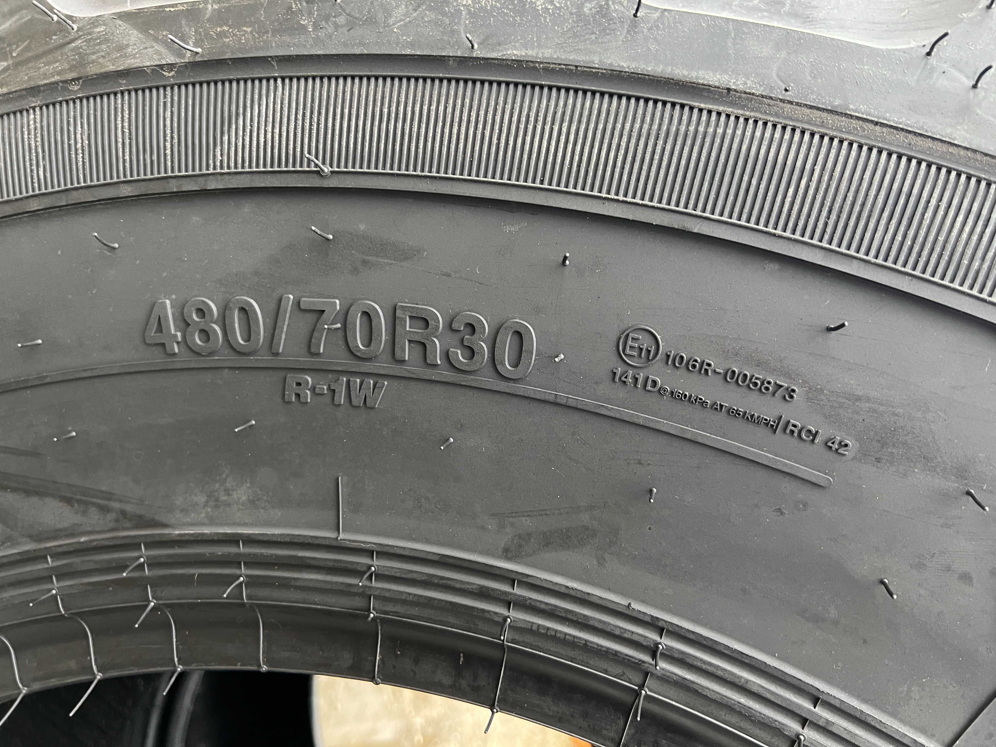 Cauciucuri 480/70R30 radiale noi pt tractor spate cu livrare rapida