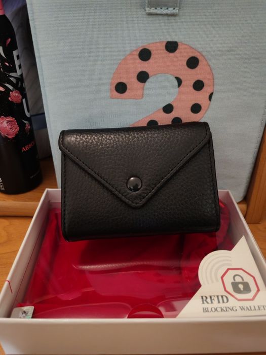 Калъф за документи АРТ 93