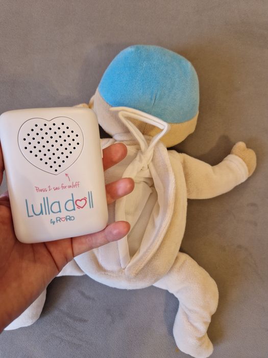 Lulla Doll бебешка кукла за приспиване