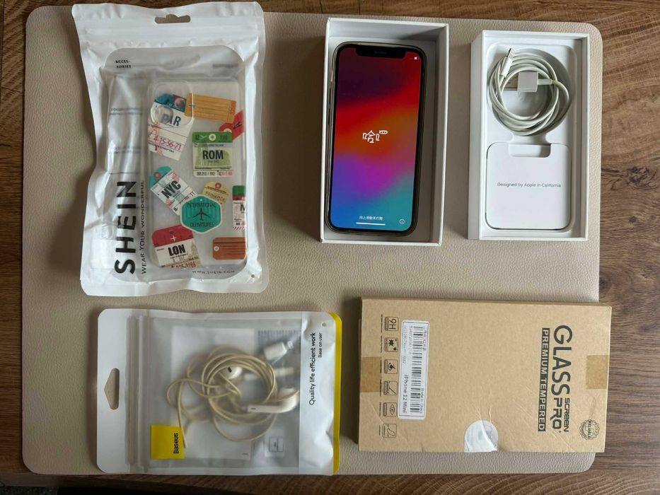 iPhone 12 mini 64GB, черен – в много добро състояние