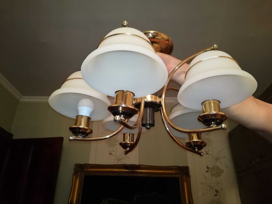 Люстры мкр Восток