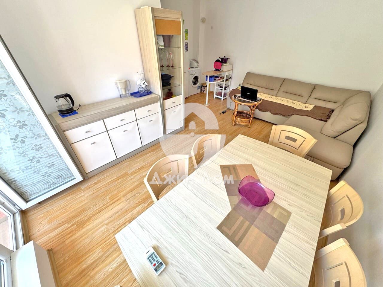 Продава се Тристаен апартамент в к.к. Слънчев бряг - 77 кв.м за 819 €/кв.м - Снимка #1