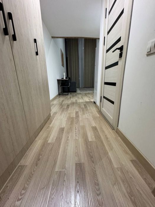 Махтумкули 1 комнатная квартира с ремонтом мебелью и техникой 1/4/15