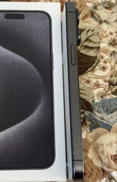 Iphone 15 Pro Max liber de retea