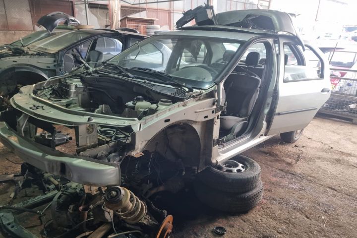 Brat stergator dreapta Dacia Logan prima generatie