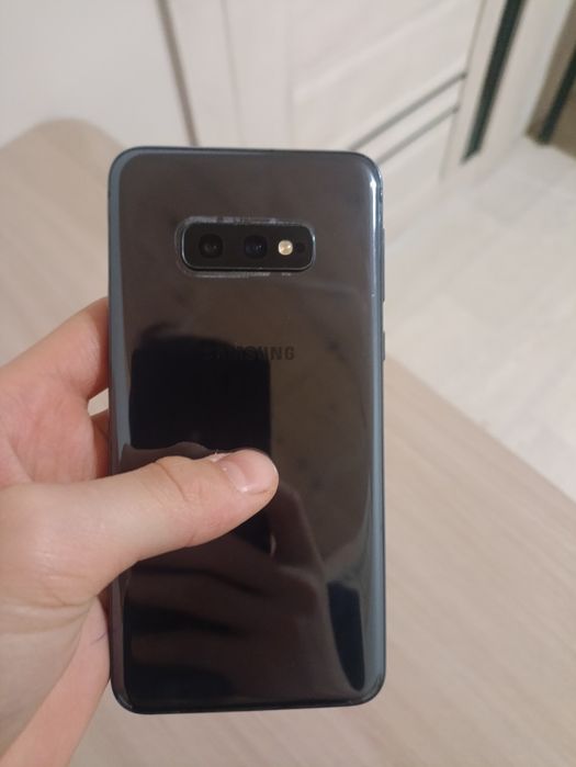 Samsung s10e обмен продажа