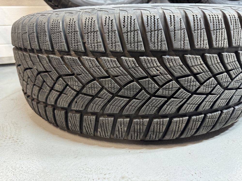 Jante originale Mercedes AMG R19 V class Vito Viano A447 cu  iarna