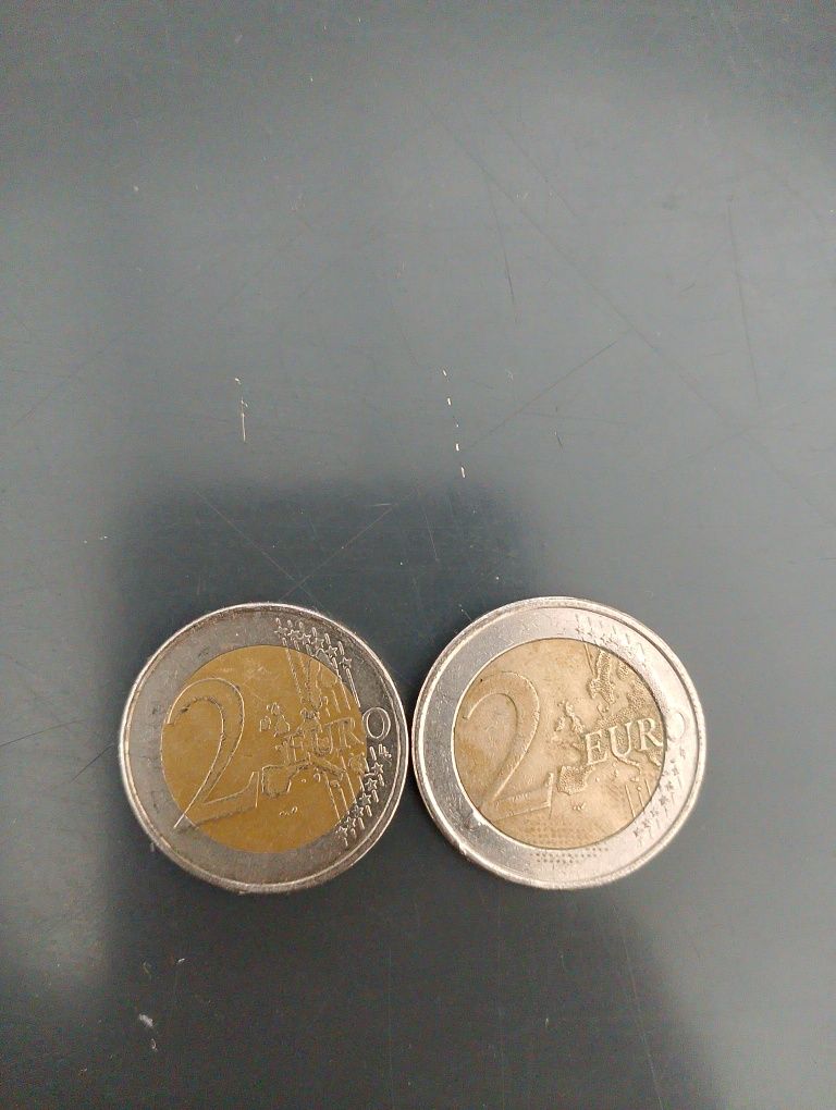 Продам монеты стоимостью номинала 2 евро.          Пишите на ватсап