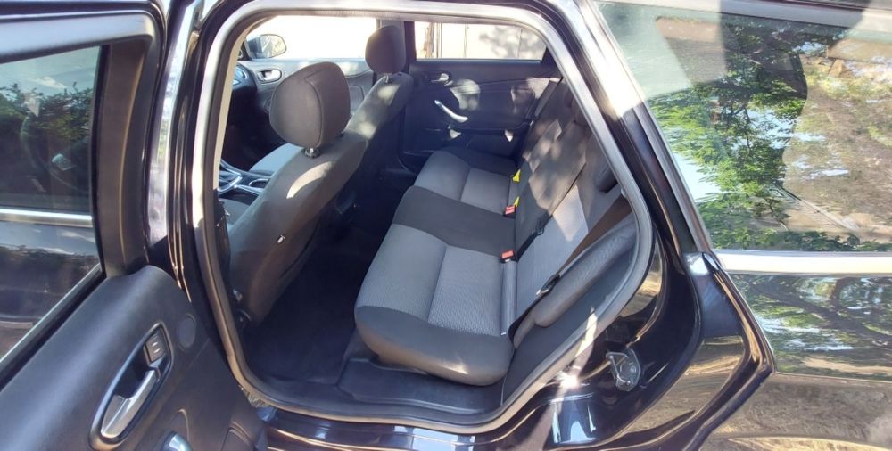 Ford Mondeo Mk4 Капак Броня Салон