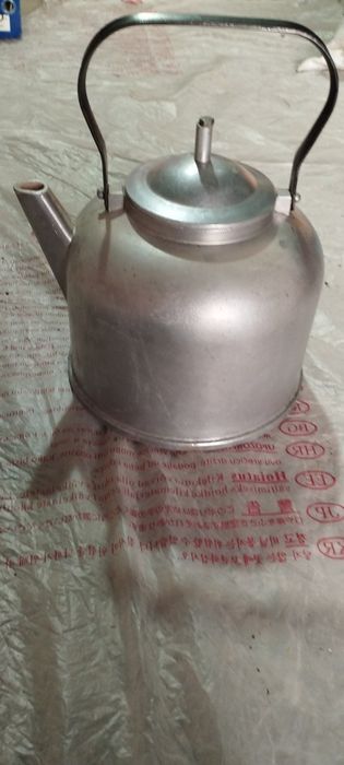 Продам чайник 4л