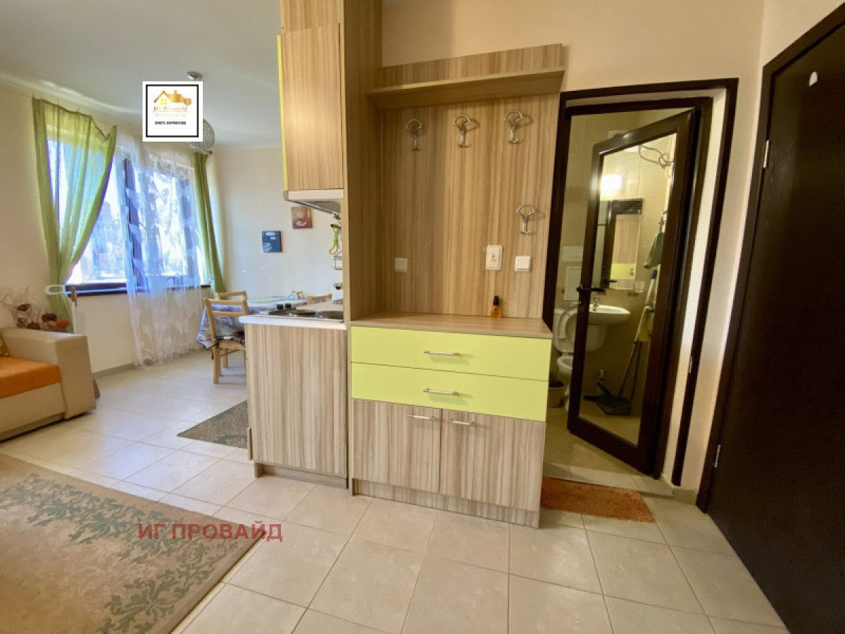 Продава се Едностаен апартамент в с. Кошарица, Област Бургас - 45 кв.м за 798 €/кв.м - Снимка #2