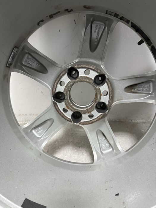 4 оригинални джанти за Мерцедес Ц класа спорт пакет с гуми Дънлоп