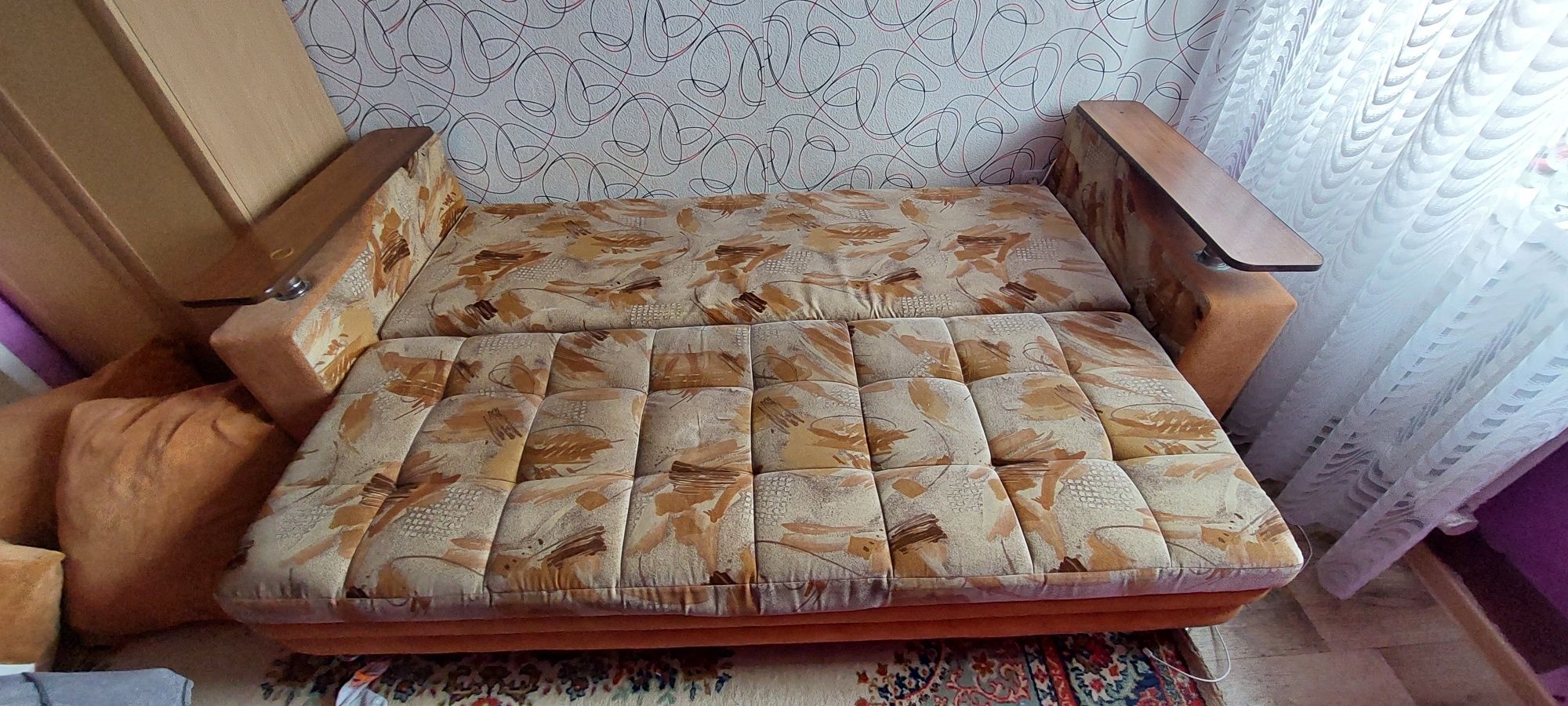Диван б/у в отличном состоянии