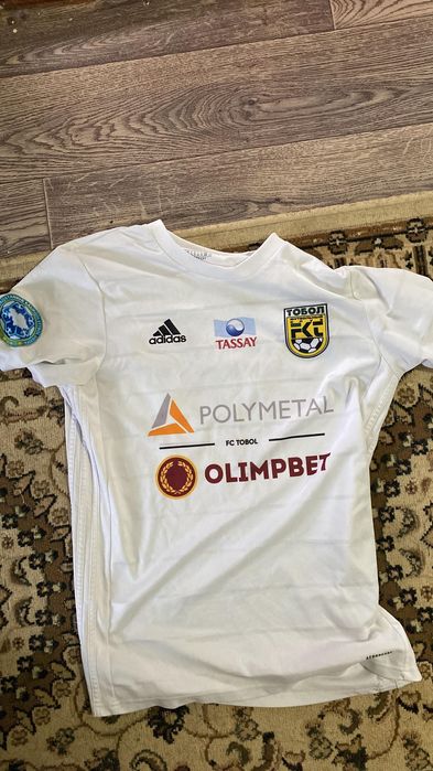 Продам оригинальную именную футболку ТОБОЛА