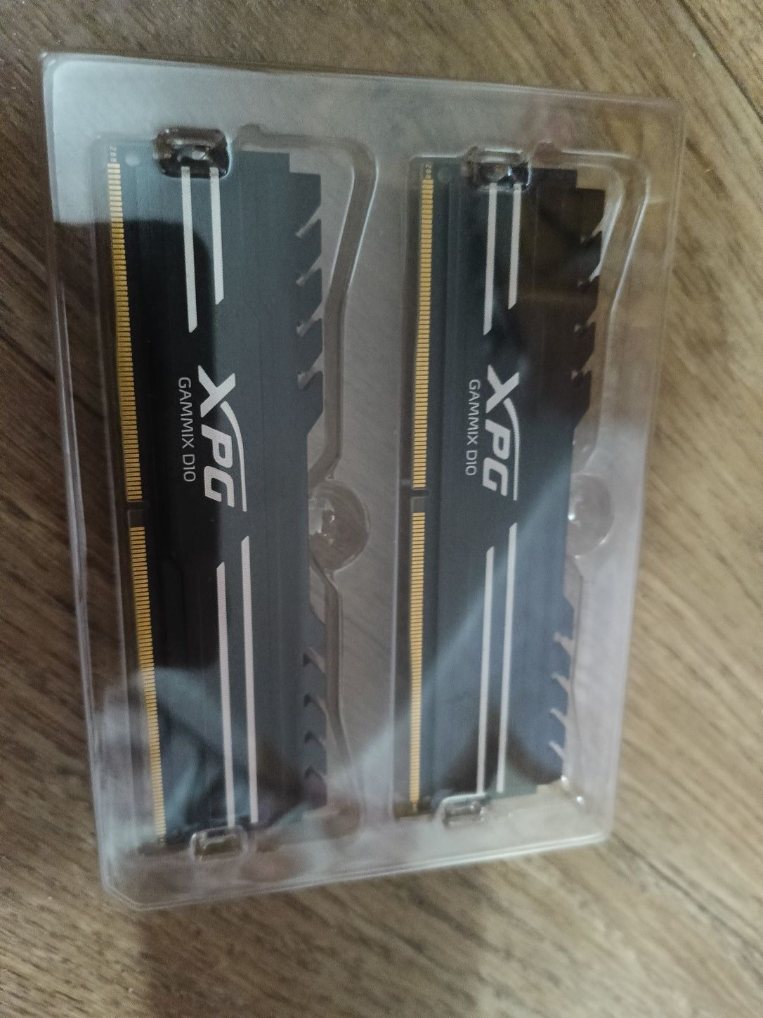 Оперативная память DDR4 x2 8gb
