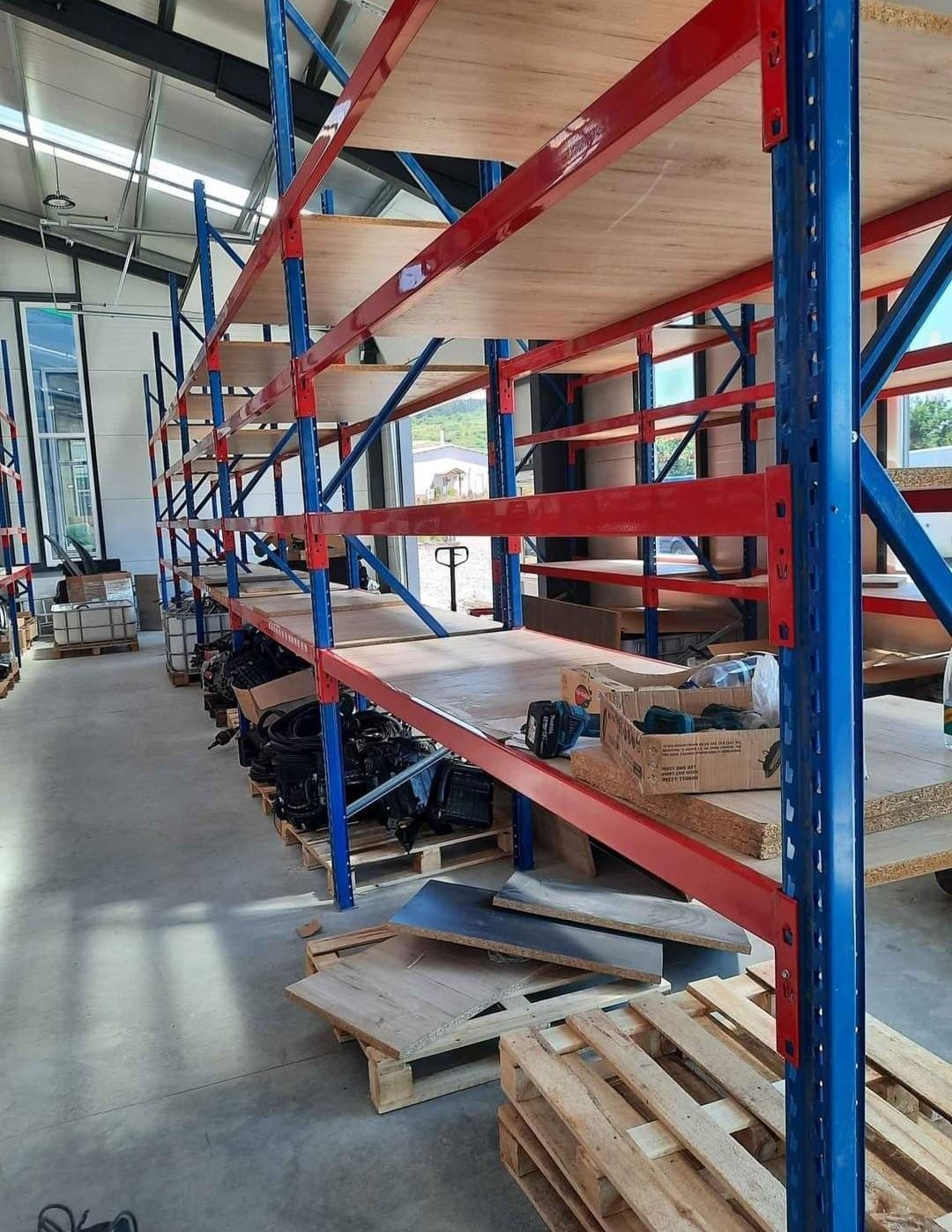 Montam/Cumparam/Vindem Rafturi metalice ne deplasam ori unde în tara