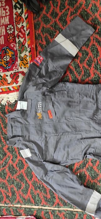 Продаётся спецодежда