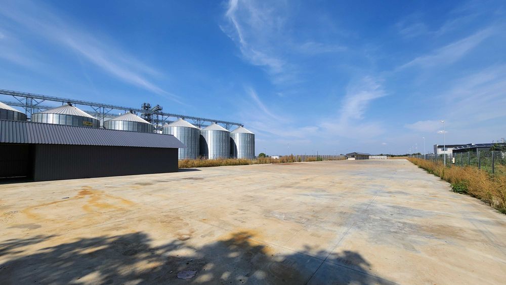 Platforma industriala betonata 4000 mp cu Birouri si hala Santandrei