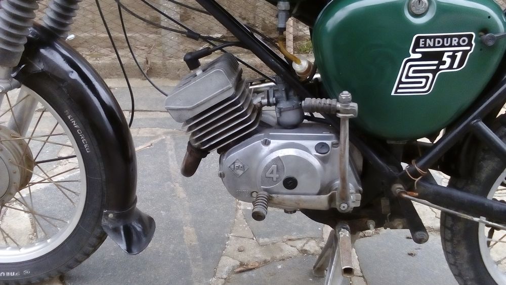 Ремонт и реставрация  на МЗ (MZ) ЕТЗ (ETZ) , симсон (simson) и други.