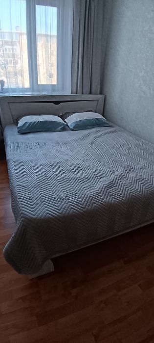 Продам 2х спальню кровать