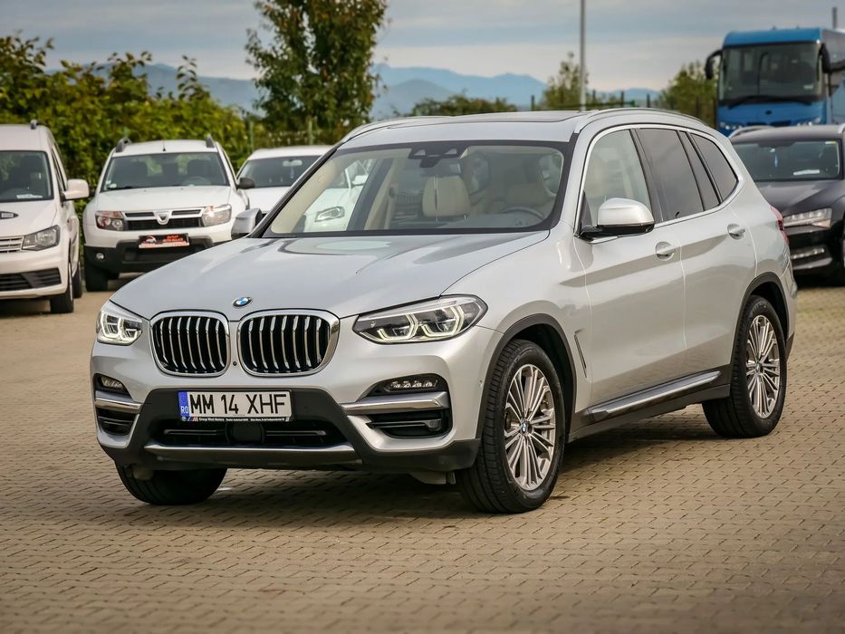 BMW X3 Panoramic/Ventilatie Scaune/Roti vara+iarna/Carlig/Led Adaptiv